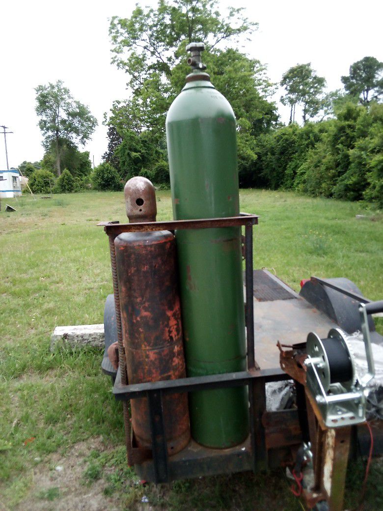 Oxygen And Acetylene Tanks (Full) And Torch Kit 