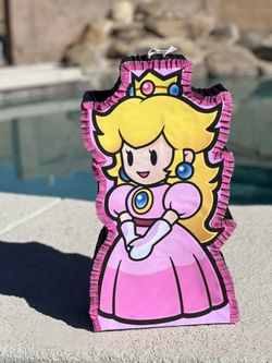 Princess Peach Piñata 🪅