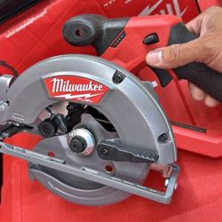 Milwaukee M12 Fuel 5-3/8in Circular Saw Tool Only