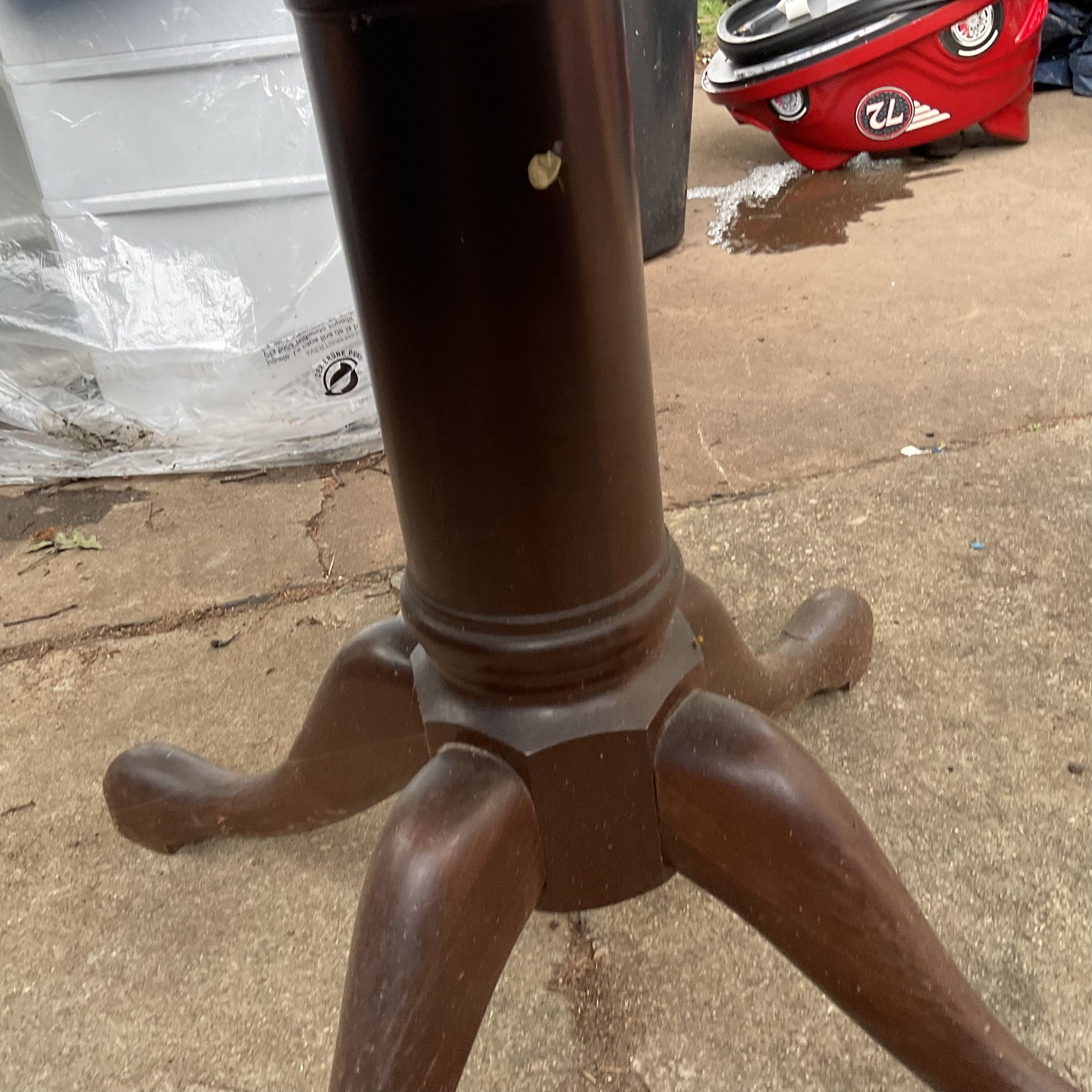 A Good Round (26” X 24” High) Brown Table (NO SHIPPING)