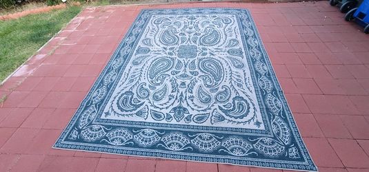 9X9 Rug 