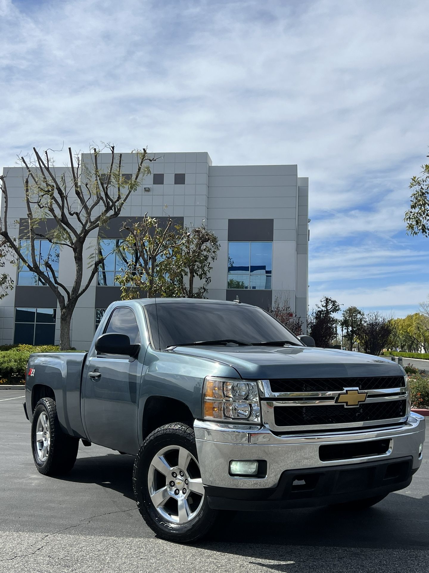 2008 z71 4x4 Silverado single cab for Sale in Whittier, CA OfferUp