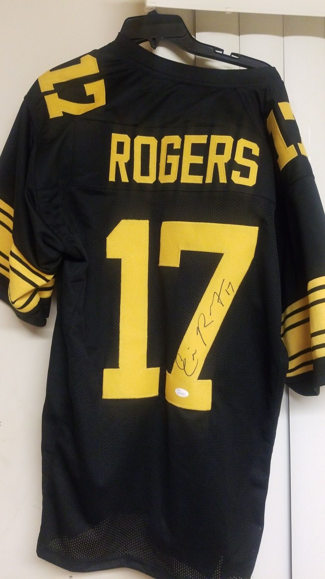 Autographed Eli Rogers Jersey