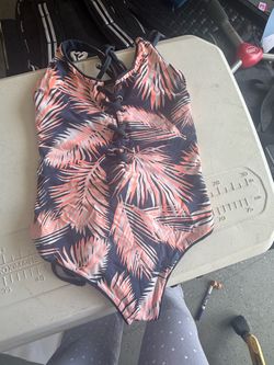 Women’s bathing suit double verse Small/Medium