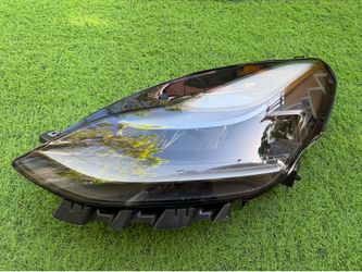 Tesla Model 3 Y Left Driver Side Headlight Luz Izquierda Chofer 2018 2019 2020 2021 2022 2023 2024 2025
