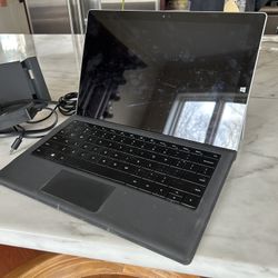 Surface Pro 3 Bundle Dock Keyboard