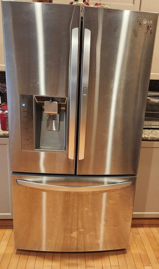 LG French Door Refrigerator 