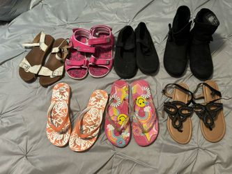 7 Pairs Girls Shoes