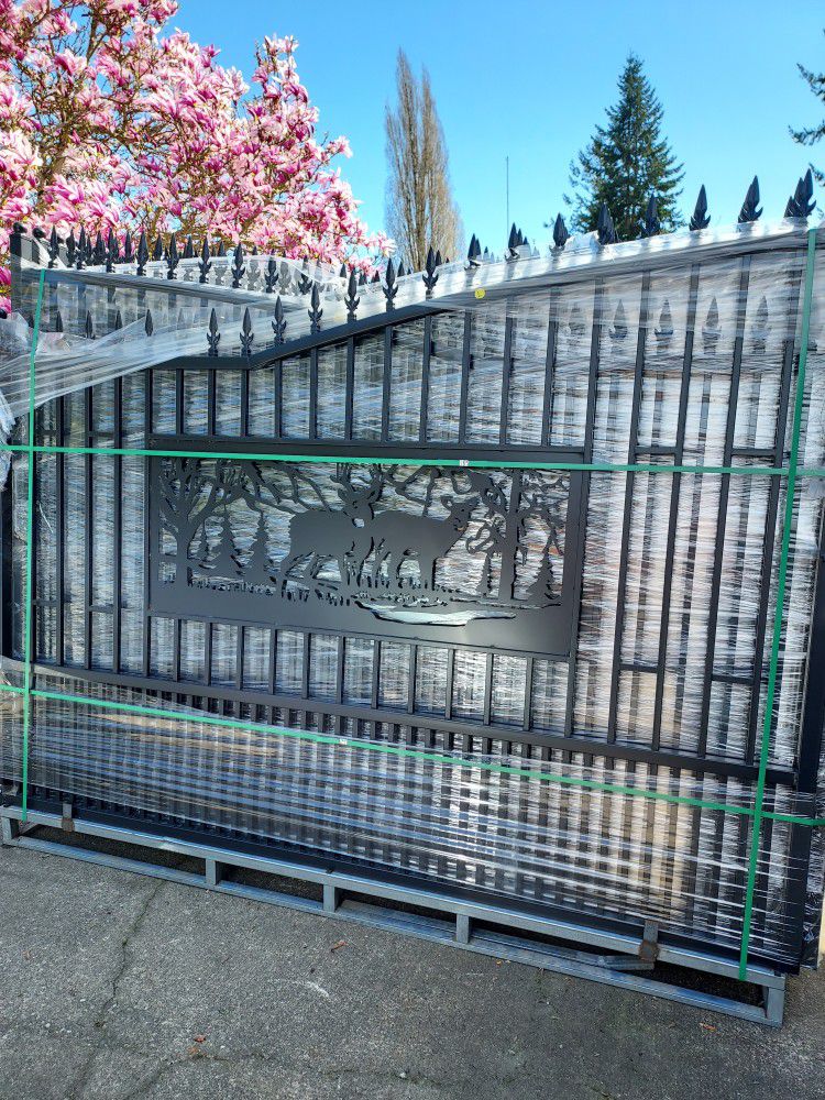 20ft Bi-Fold Steel Gate with Deer/ Elk Design.   NEW!