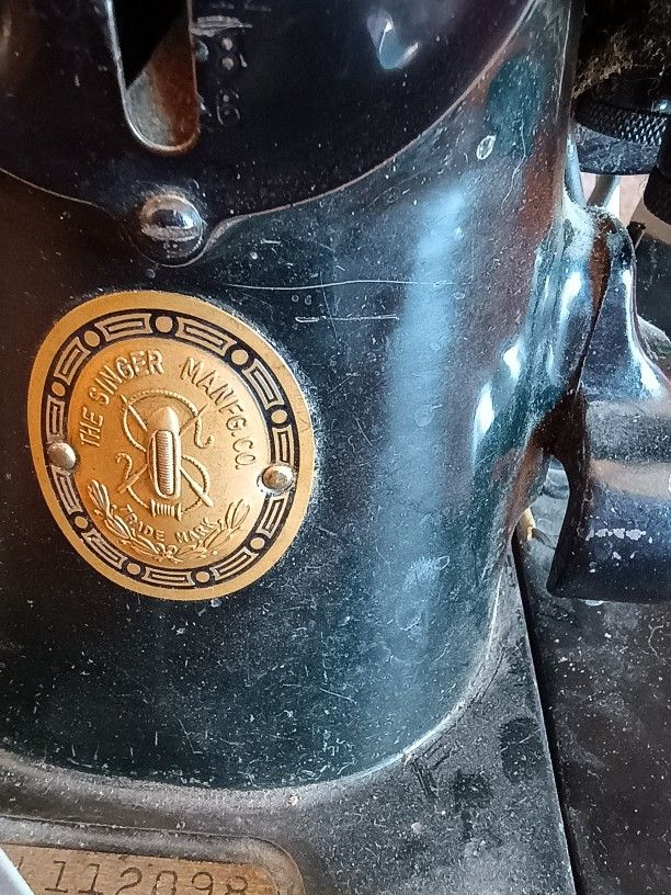 Antique Singer Machine..