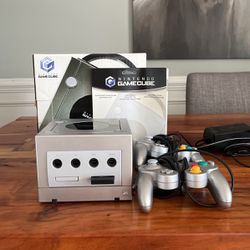 Nintendo Game Cube *CIB* AMAZING CONDITION. 300 Or Best Offer!