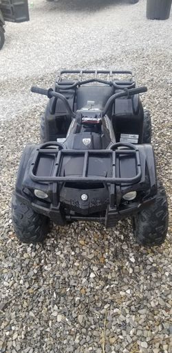 Yamaha Grizzly Kids 4 Wheeler 