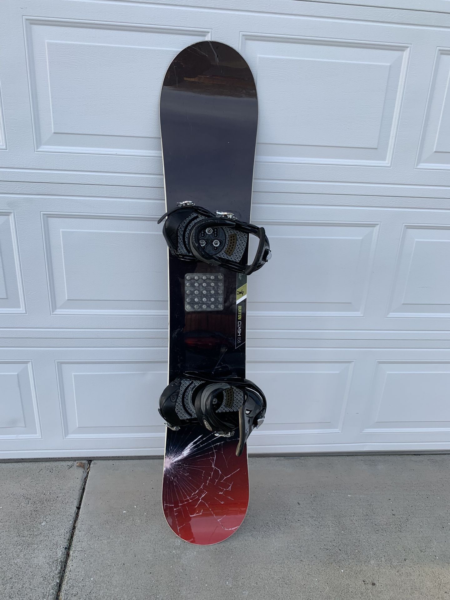 Burton Snowboard Clash 158 cm w/Burton Lrg size bindings