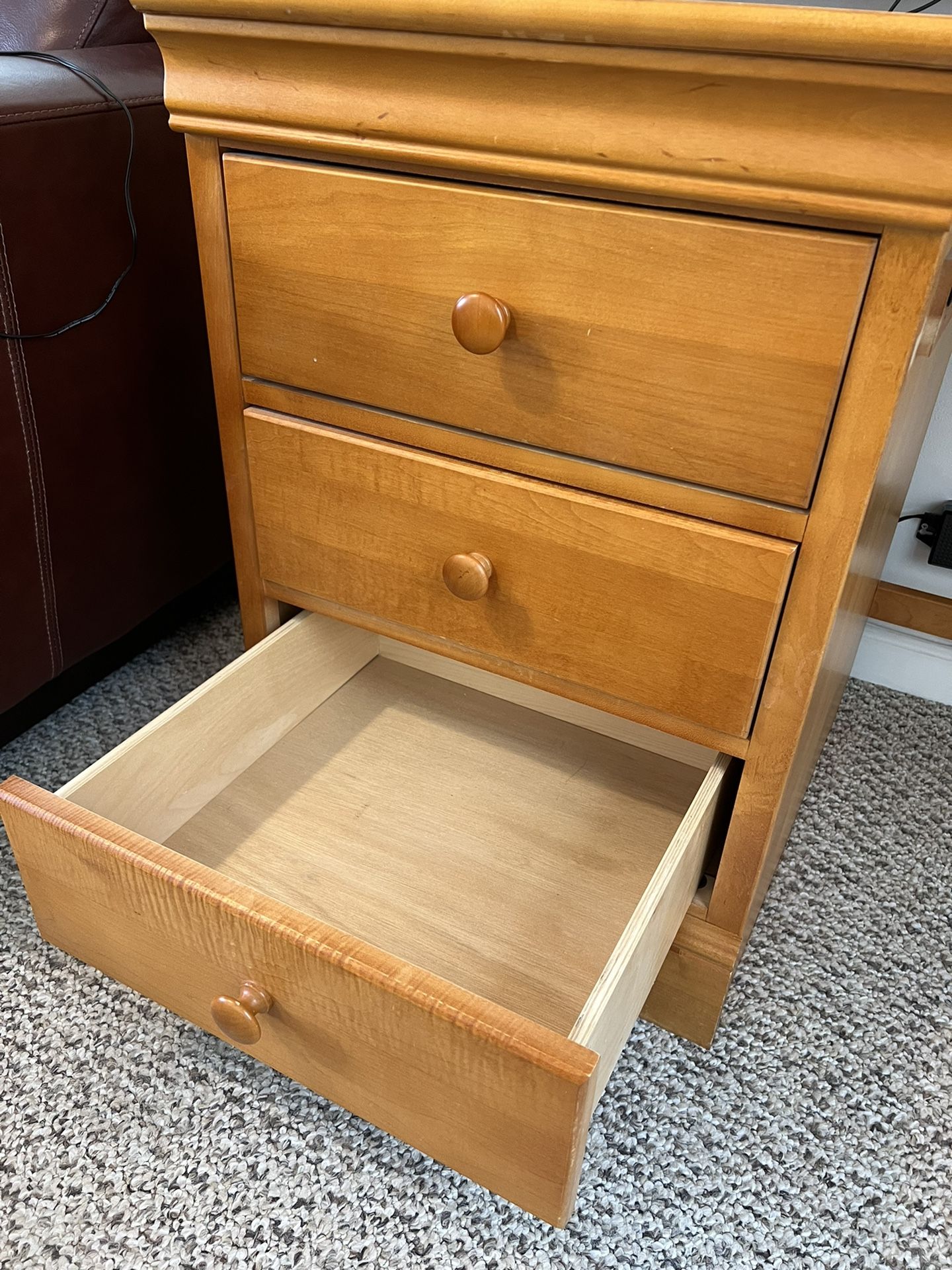 Desk With Lighted Hutch And Shelves - REAL WOOD - Stanley Furniture