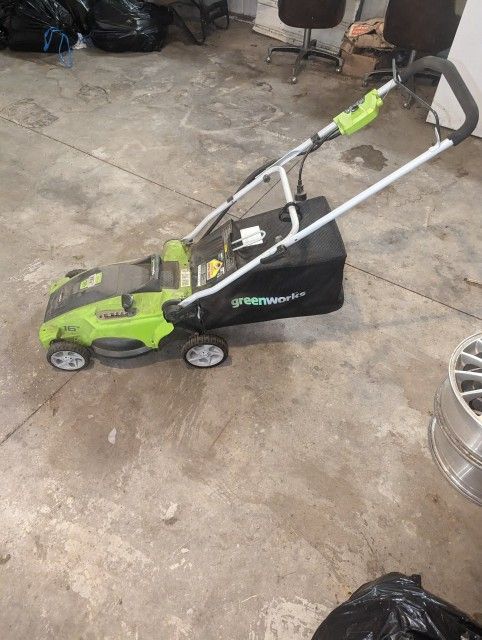 Greenworks 16" Electric Lawn Mower