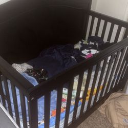 4 Stage Crib With Mattress Included