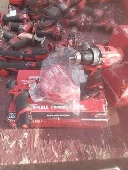 aukee M12 FUEL 12-Volt Lithium-Ion Brushless Cordless Hammer Drill and Impact Driver Combo Kit (2-Tool) w(2) Batteries & Bag