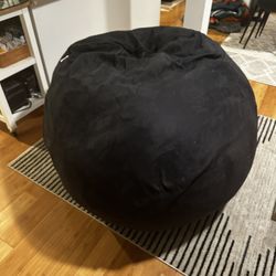 LePouf 5’ Bean Bag