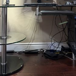 Computer desk ( glass)