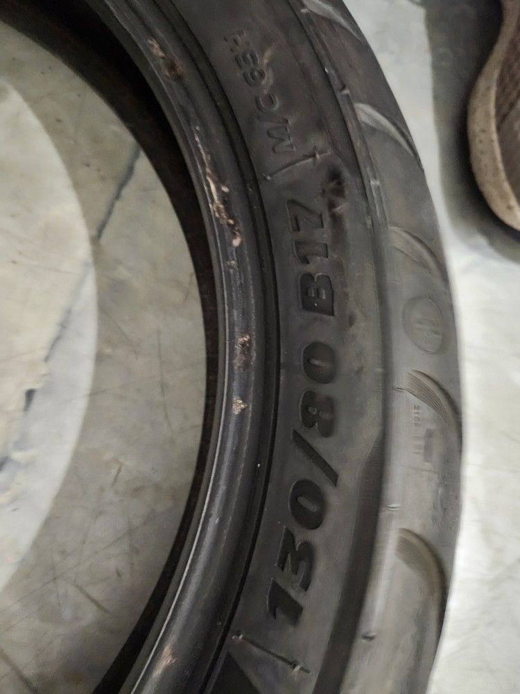 DUNLOP D403F
130/80B17 M/C 65H