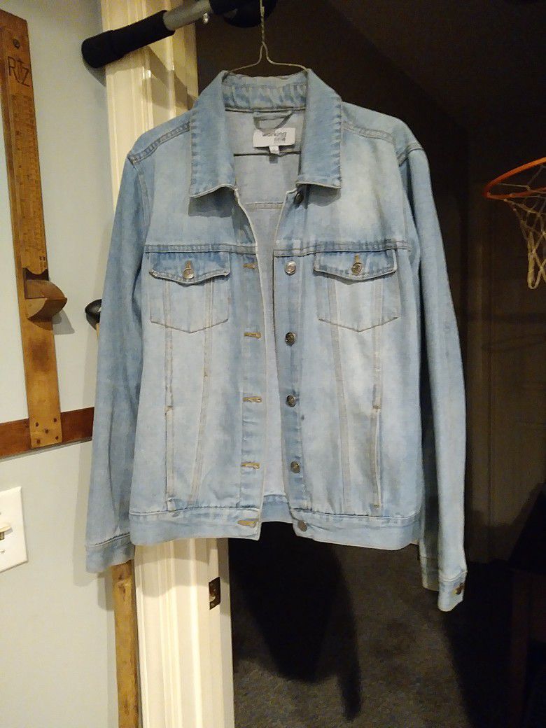 Vintage Large Jean jacket Lightweight Denium