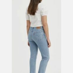 Levis 501 Original Stretch Cropped Women’s Jean Size 29
