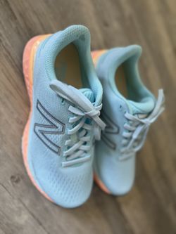 NEW New Balance ShoesWomen’s