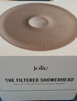 Jolie the filtered showerhead