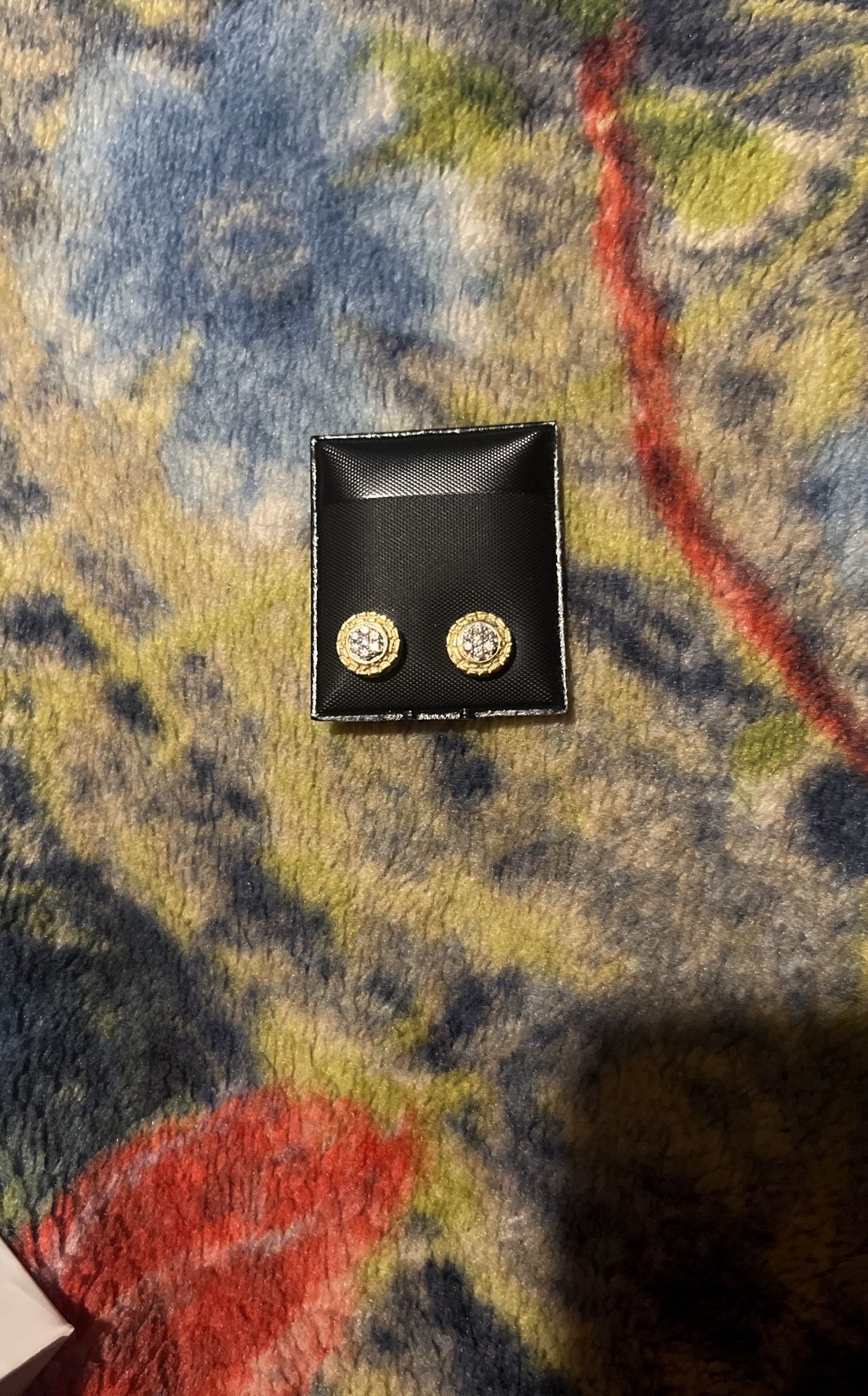 Real Diamond Big Boy Stones No Chips 10k Gold