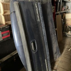 2001 Chevy Hood And Tailgate 