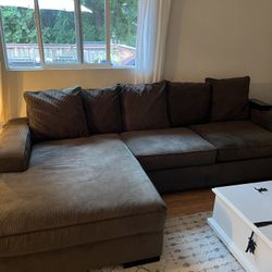 Sectional Couch With Left Chaise 