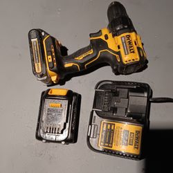 Do what comes with two batteries