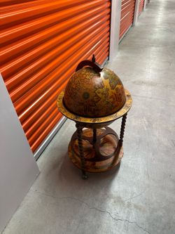 Vintage globe bar