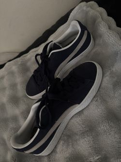 Puma suede Blue size 5C