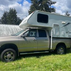 2009 Lance 805 Truck Camper