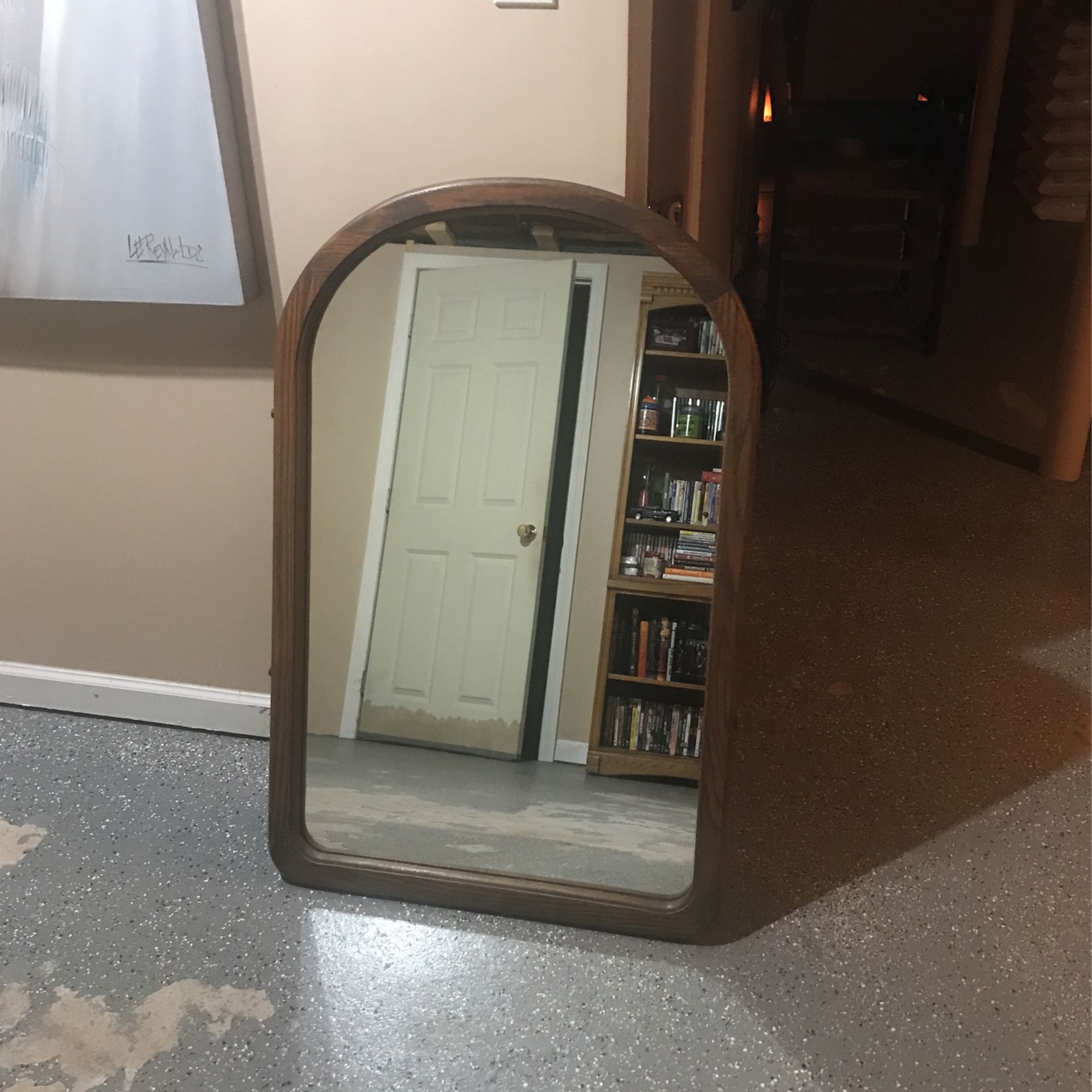 Framed oval mirror401/2x201/2