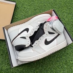 New Jordan 1 X SB “NYC To Paris” Size 9