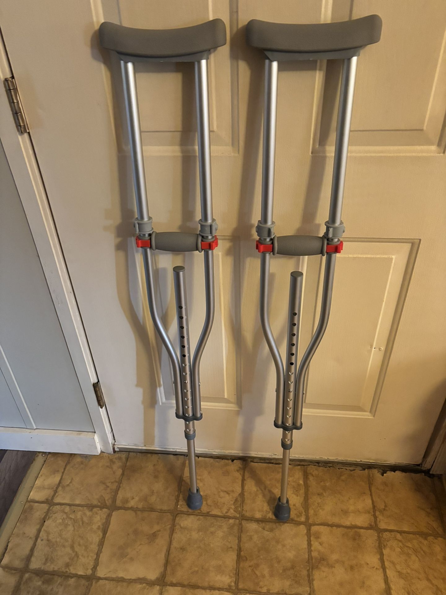 Adjustable Crutches