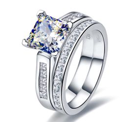 PT950 white gold 2 Carat Princess Cut engagement Wedding Rings (size 7)