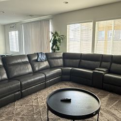 1 Year Old Jerome’s Recliners 