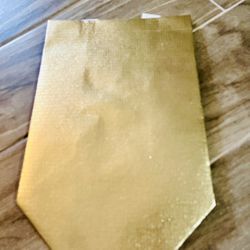 12 Gold Reusable Gift Bags 
