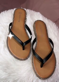 Women’s sandals