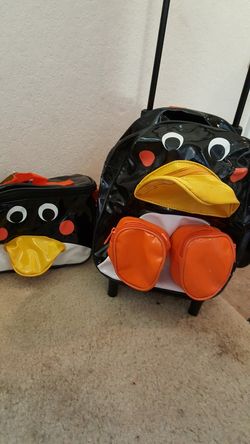 Penguin lunch box with penguin backpack with wheels new