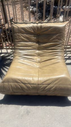 Queen size lounger  chair