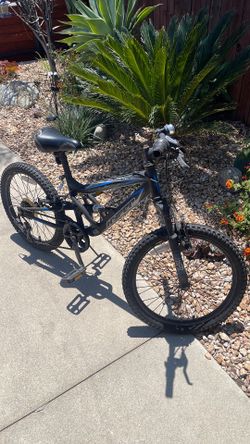 Hyper bike for boys