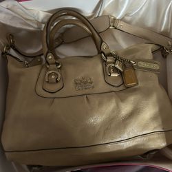 Vintage Coach Beige Leather Madison Sabrina Shoulder Bag