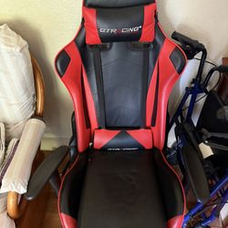 Gaming chair