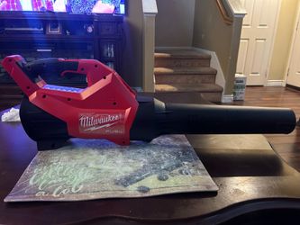 Milwaukee M18 Fuel Blower