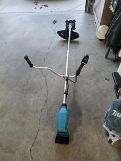 Makita LXT Brushless Brush Cutterb XRU16PT (Tool Only)