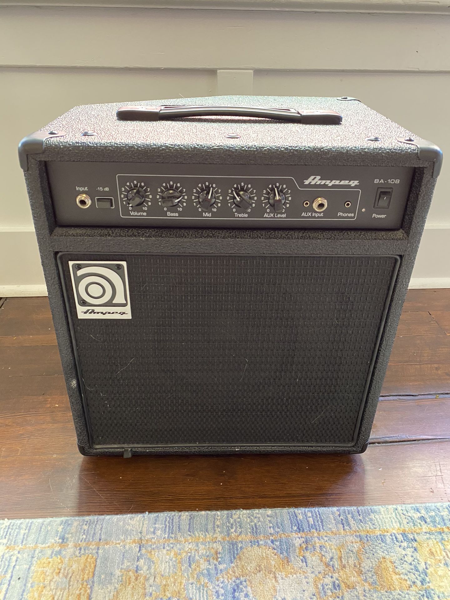 Ampeg Ba-108